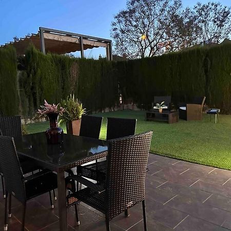 Modern 5-Bedroom Villa With Pool Montequinto 외부 사진
