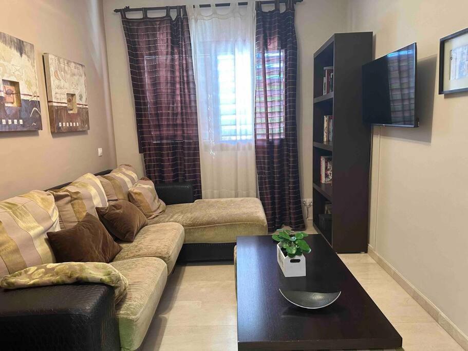 Modern 5-Bedroom Villa With Pool Montequinto 외부 사진