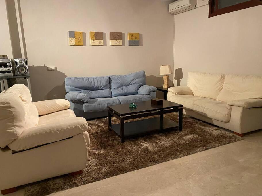 Modern 5-Bedroom Villa With Pool Montequinto 외부 사진