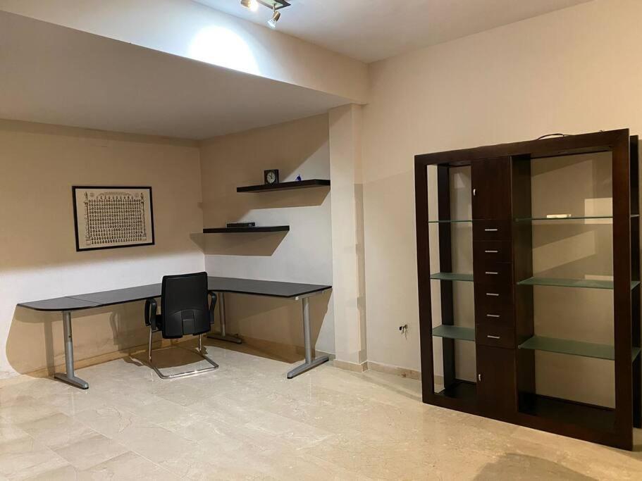 Modern 5-Bedroom Villa With Pool Montequinto 외부 사진